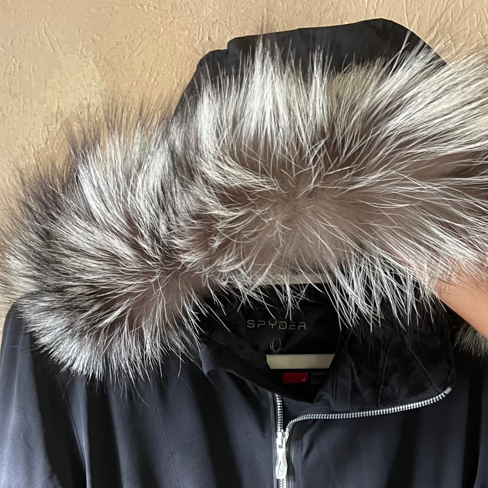 Brand NEW SPYDER SKI JACKET REAL SILVER FOX FUR REMOVABLE HOOD SIZE M